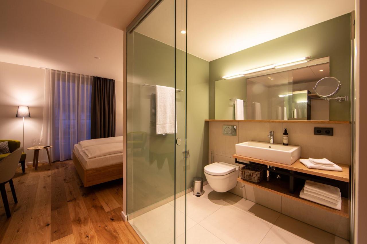 Zum Loewen Hotel